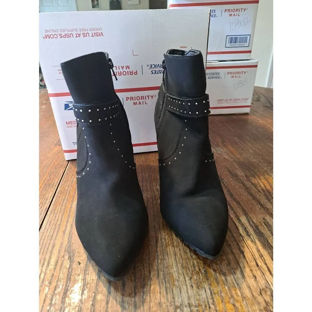 10M ...me too Black Buckle Embellished High Heel Pump Ankle Boots Booties Shoes
